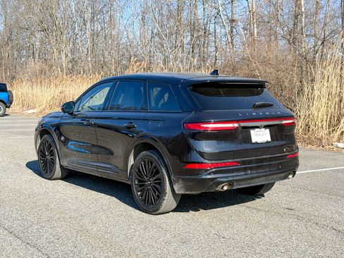 Used 2023 Lincoln Corsair AWD w/ Equipment Group 101A image 4