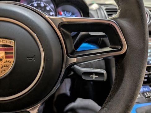 Used 2016 Porsche Boxster Spyder image 29