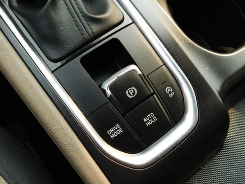 Used 2020 Hyundai Santa Fe SEL FWD image 22