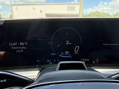 New 2026 Cadillac Lyriq Premium Luxury AWD/4WD image 30