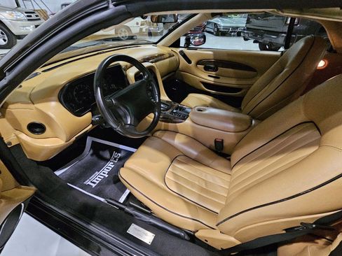 Used 1997 Aston Martin DB7 Volante image 21