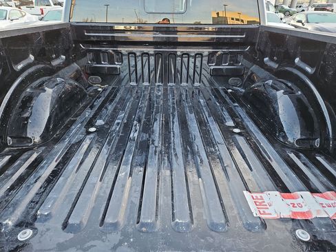 Used 2023 Ford F150 Lariat w/ Trailer Tow Package image 31