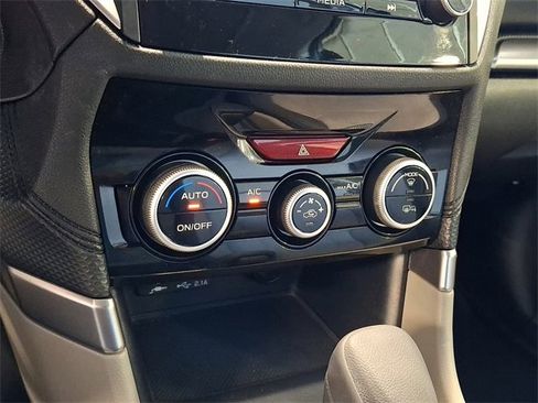 Used 2019 Subaru Forester Premium image 15