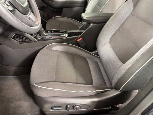 Used 2023 Chevrolet TrailBlazer LT w/ Convenience Package FWD image 10
