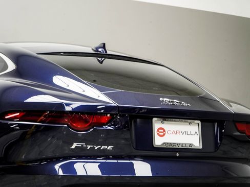 Used 2018 Jaguar F-TYPE Coupe image 13