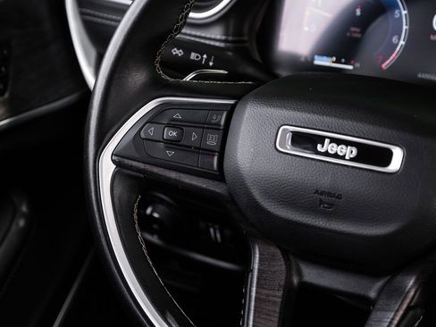Used 2022 Jeep Grand Cherokee L Limited RWD image 27