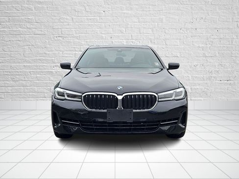 Used 2023 BMW 540i xDrive w/ Convenience Package image 2