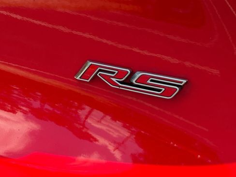 Used 2021 Chevrolet Blazer RS w/ Enhanced Convenience Package FWD image 9