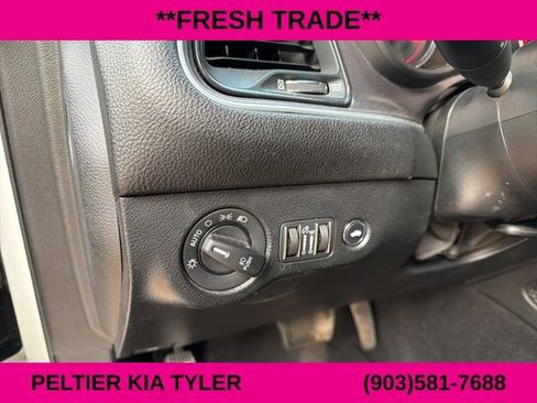 Used 2021 Dodge Challenger SXT w/ Driver Convenience Group image 16