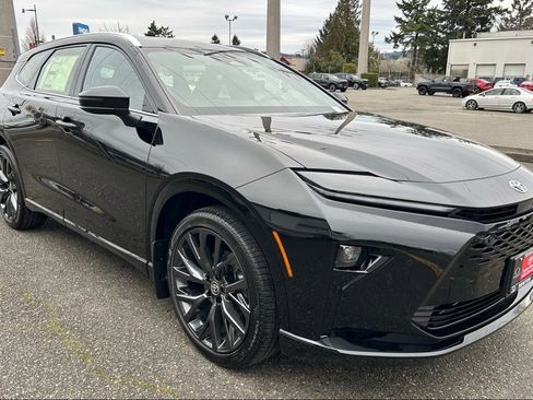 New 2026 Toyota Crown Signia image 3