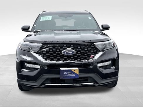 Certified 2023 Ford Explorer ST w/ Technology Package image 4