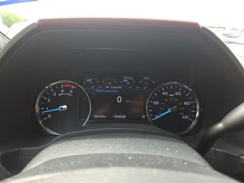 Used 2022 Ford F250 Platinum AWD/4WD image 7