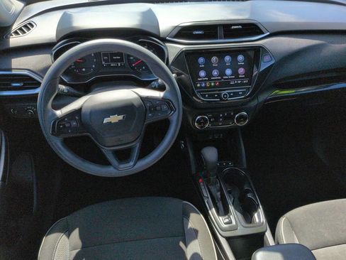 Used 2023 Chevrolet TrailBlazer LT w/ Convenience Package FWD image 21