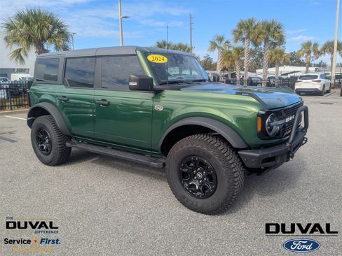 Used 2024 Ford Bronco Wildtrak image 1