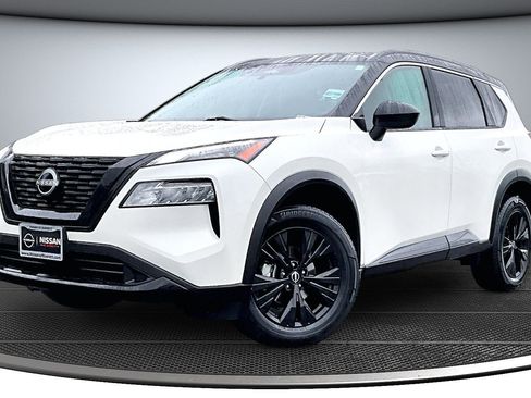Used 2023 Nissan Rogue SV w/ SV Premium B Package AWD/4WD image 3
