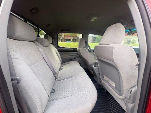 Used 2010 Toyota Tacoma 4x4 Double Cab w/ SR5 Pkg #2 image 16
