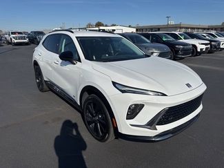 Used 2025 Buick Envision Sport Touring video 1