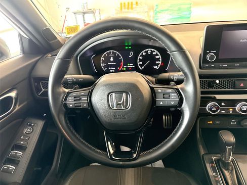 Used 2023 Honda Civic Sport image 11
