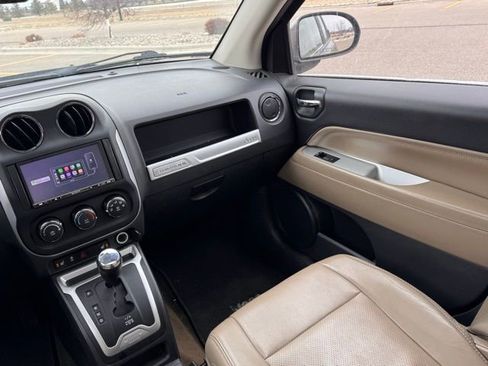 Used 2016 Jeep Compass High Altitude image 15