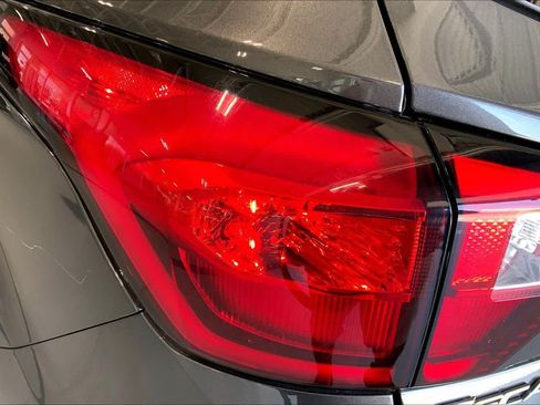 Used 2019 Ford Escape SE FWD image 28