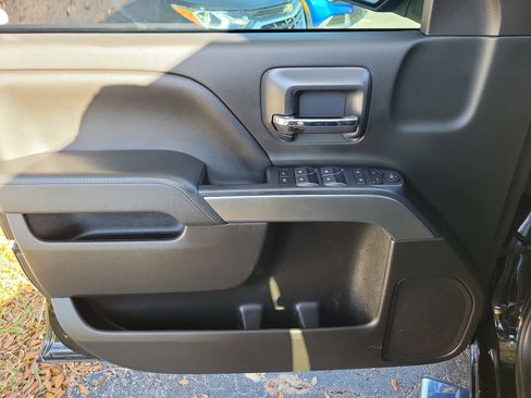 Used 2019 Chevrolet Silverado 1500 LT image 18