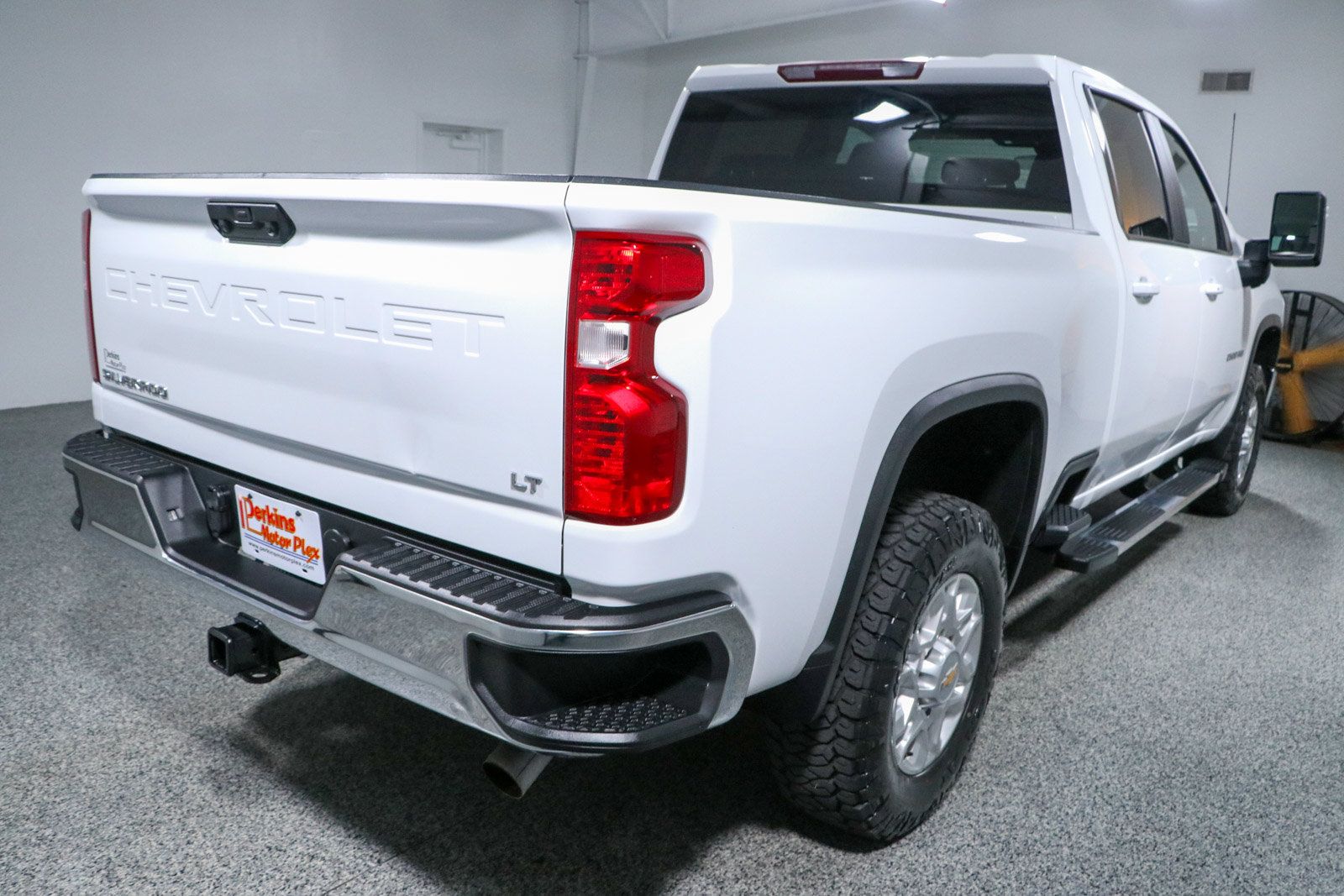 Used 2023 Chevrolet Silverado 2500 LT w/ Convenience Package AWD/4WD image 7