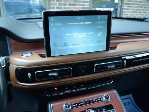 Used 2023 Lincoln Aviator Reserve w/ Equipment Group 201A AWD/4WD image 26