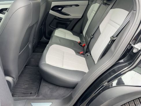 Used 2024 Land Rover Range Rover Evoque Dynamic SE image 63