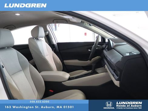 Used 2024 Honda Accord LX image 15
