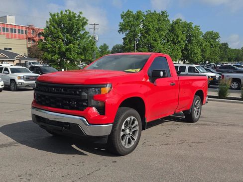 Used 2022 Chevrolet Silverado 1500 W/T w/ WT Value Package AWD/4WD image 7