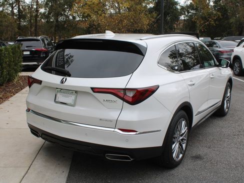 Used 2024 Acura MDX SH-AWD w/ Advance Package image 5