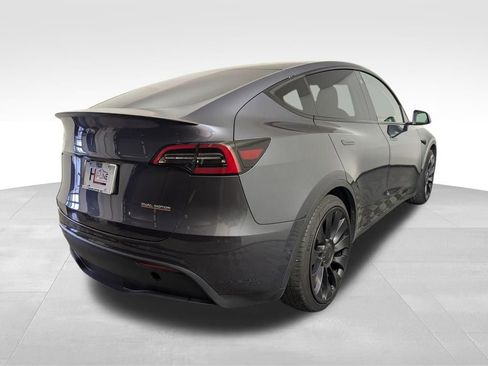 Used 2022 Tesla Model Y Performance image 25