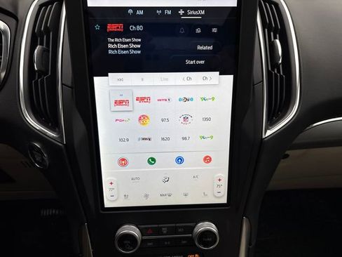 Used 2021 Ford Edge Titanium w/ Class II Trailer Tow Package image 46