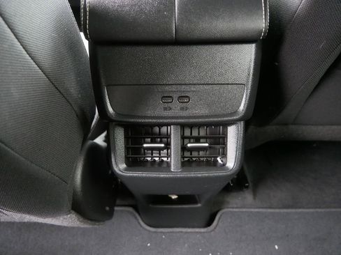 Used 2025 GMC Terrain Elevation image 17