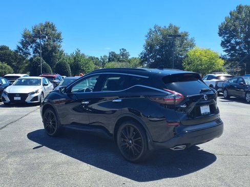 Used 2022 Nissan Murano SV w/ SV Midnight Edition Package image 5