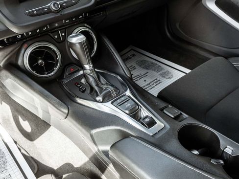 Used 2023 Chevrolet Camaro LT RWD image 18