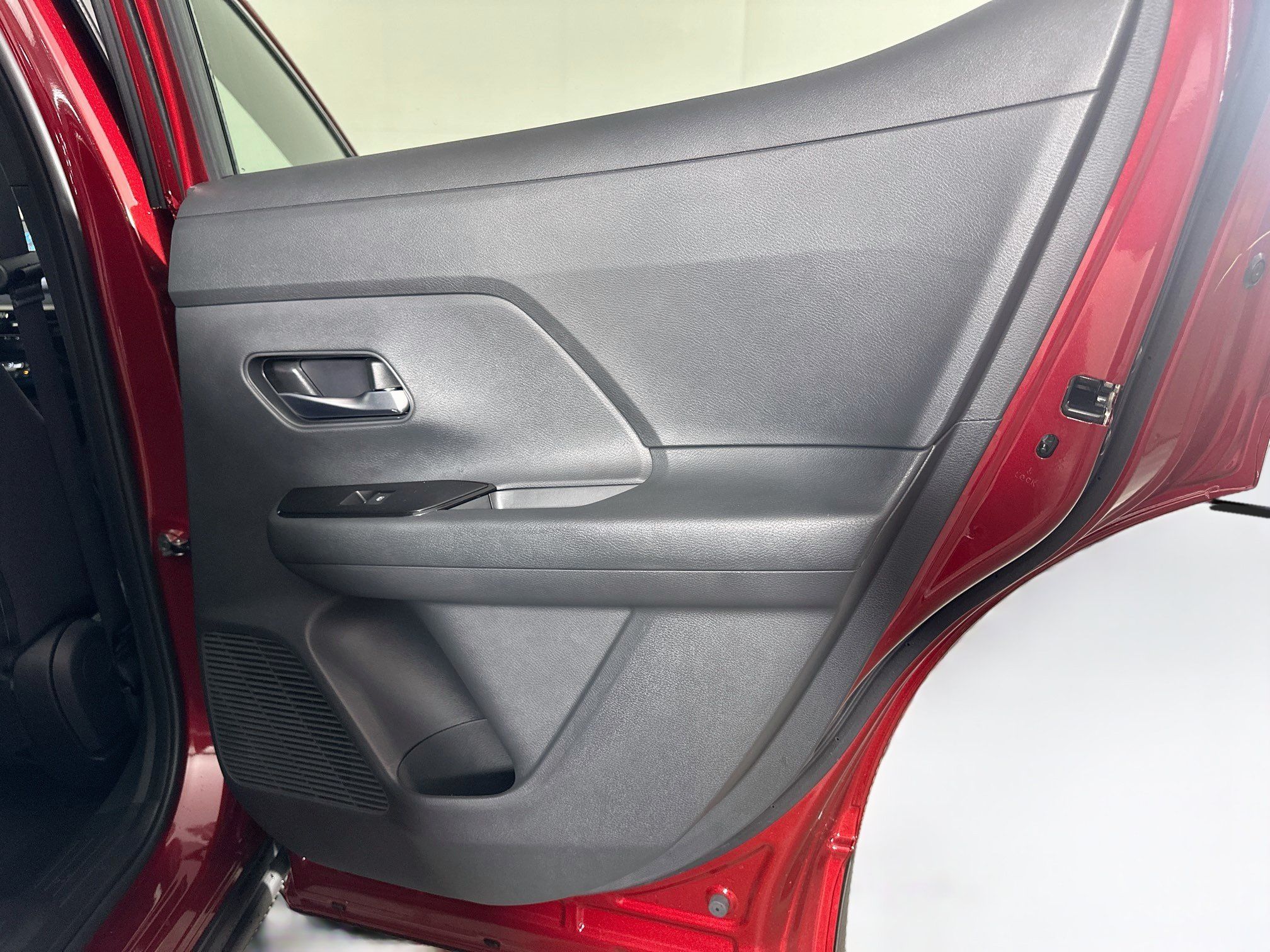 Used 2026 Nissan Kicks SV w/ SV Premium Package FWD image 29