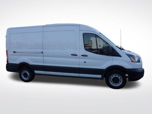 Used 2019 Ford Transit 250 148 Medium Roof image 17