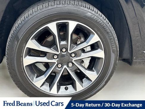 Used 2024 Jeep Grand Cherokee Overland AWD/4WD image 39
