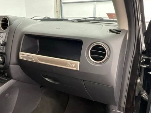 Used 2016 Jeep Compass 75th Anniversary w/ Power Value Group image 7