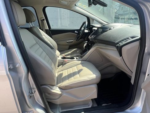 Used 2016 Ford C-MAX Energi SEL w/ Equipment Group 301A image 30