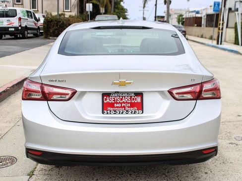 Used 2020 Chevrolet Malibu LT FWD image 4