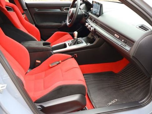 Used 2024 Honda Civic Type R image 15
