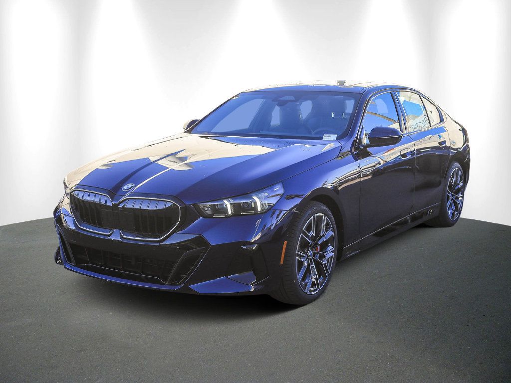 Used 2026 BMW 530i w/ M Sport Package RWD image 3