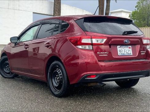 Used 2017 Subaru Impreza 2.0i image 12