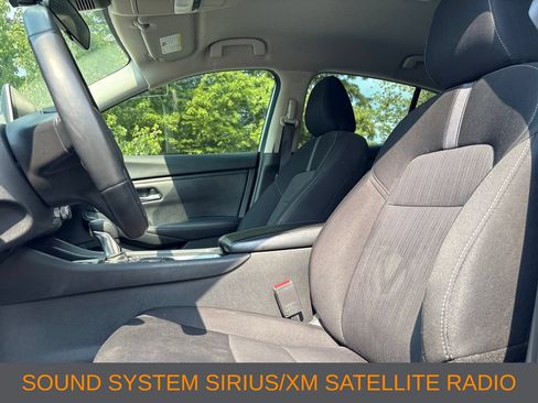 Used 2023 Nissan Sentra SV w/ All-Weather Package FWD image 4