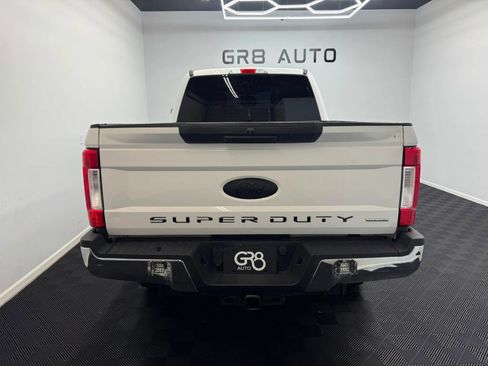Used 2017 Ford F250 XLT w/ FX4 Off-Road Package AWD/4WD image 6