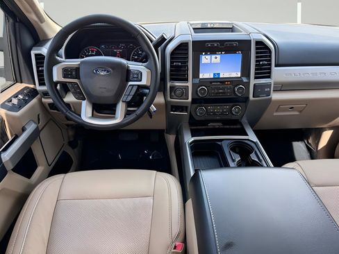 Used 2019 Ford F250 Lariat AWD/4WD image 5