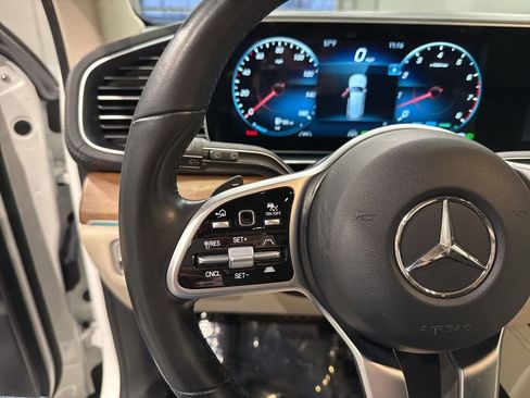 Used 2021 Mercedes-Benz GLS 450 4MATIC image 36