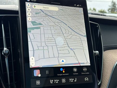 New 2026 Volvo XC60 B5 Ultra w/ Climate Package image 18